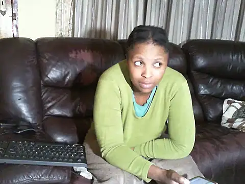 Caramel-Diva online show from March 16, 2026, 6:34 pm