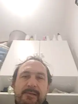 Snapshot of Luluberlu04 chatting on February 16, 2026, 3:24 am Luluberlu04 online show from February 16, 2026, 3:24 am