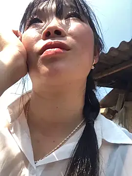 cuty lusy online show from March 30, 2026, 2:23 am