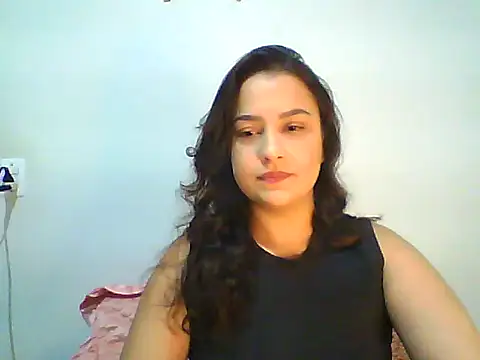 lolo9955 online show from February 26, 2026, 11:48 pm