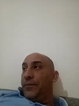 feri1985 online show from February 15, 2026, 4:36 pm