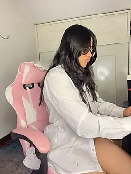 LilithRose  online show from February 23, 2026, 12:46 pm