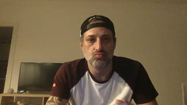 Snapshot of rgani chatting on February 15, 2026, 1:24 am rgani online show from February 15, 2026, 1:24 am