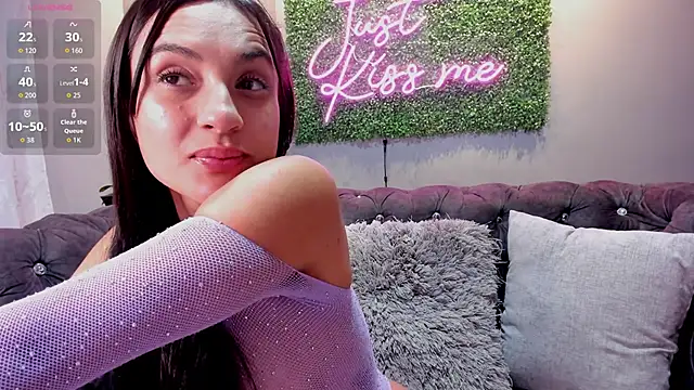 danielebeck online show from February 26, 2026, 9:36 pm