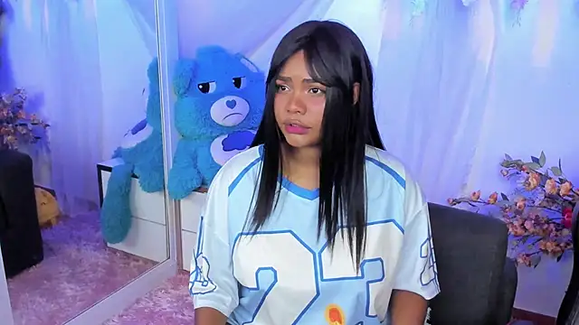 Snapshot of Angel_Belll chatting on March 3, 2026, 2:07 am Angel Belll online show from March 3, 2026, 2:07 am