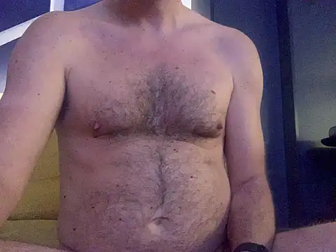 Snapshot of daddyffpig chatting on February 10, 2026, 12:59 am daddyffpig online show from February 10, 2026, 12:59 am