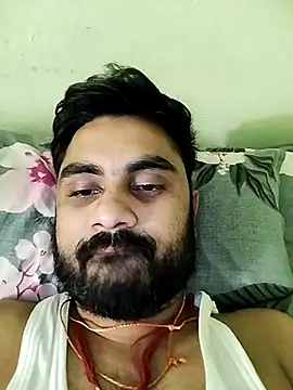 Snapshot of loyalboy_0052 chatting on April 8, 2026, 10:59 am loyalboy 0052 online show from April 8, 2026, 10:59 am