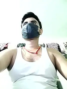 Snapshot of loyalboy_0052 chatting on April 16, 2026, 8:26 am loyalboy 0052 online show from April 16, 2026, 8:26 am