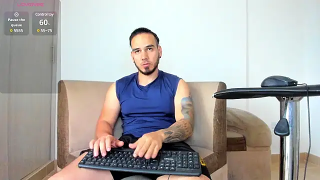 jhustin marcius online show from February 1, 2025, 11:06 pm