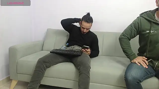 jhustin marcius online show from December 20, 2025, 2:24 pm