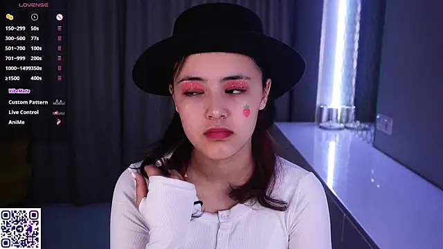 Snapshot of VerlieChahal chatting on February 28, 2026, 8:43 pm VerlieChahal online show from February 28, 2026, 8:43 pm