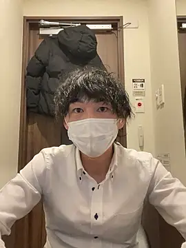 Snapshot of --ha-ru-- chatting on February 15, 2026, 11:41 am --ha-ru-- online show from February 15, 2026, 11:41 am