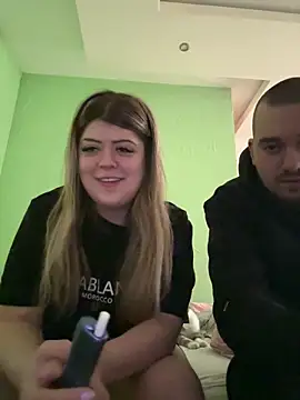 secretdoll00 online show from February 11, 2026, 8:08 am