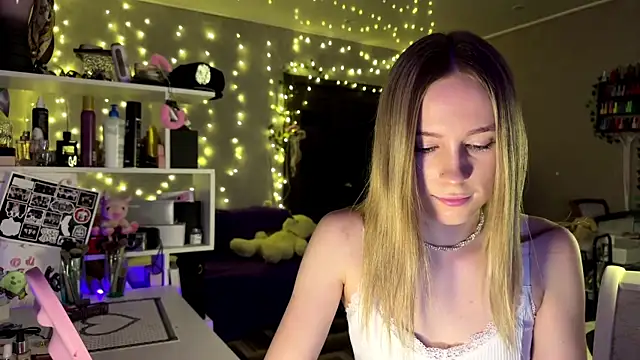 amily sunray online show from February 22, 2026, 3:43 pm