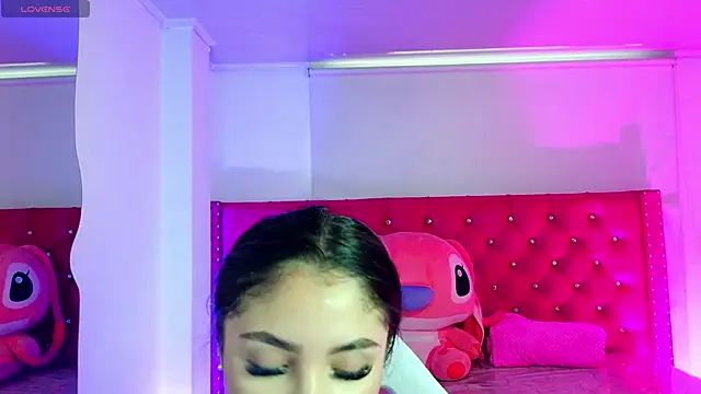 babyy nicols m online show from May 30, 2026, 11:29 am