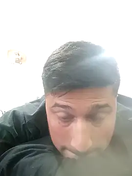 Snapshot of matt1804 chatting on March 25, 2026, 6:58 pm matt1804 online show from March 25, 2026, 6:58 pm