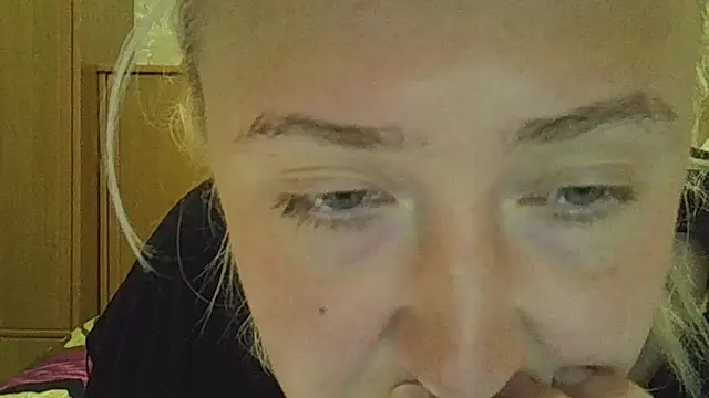 CurvyWild Lady30 online show from May 31, 2026, 9:38 pm