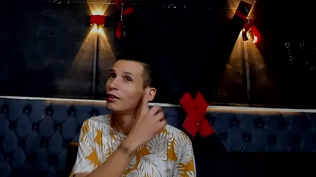 Snapshot of Isaak_26 chatting on February 10, 2026, 6:34 pm Isaak 26 online show from February 10, 2026, 6:34 pm