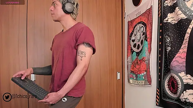 Snapshot of acid_timee chatting on February 9, 2026, 12:53 pm acid timee online show from February 9, 2026, 12:53 pm