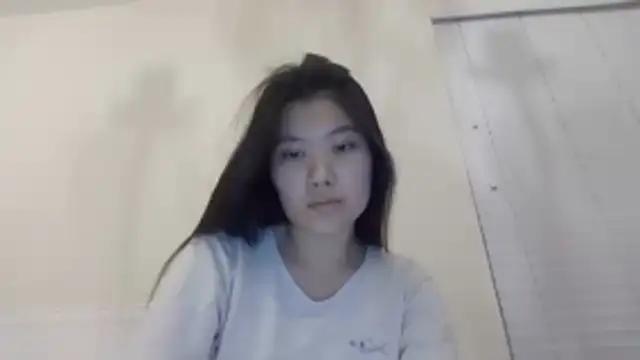 Joycelovely online show from March 9, 2026, 6:34 pm