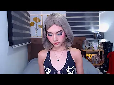 Snapshot of JuicyCockThea chatting on June 24, 2026, 2:27 pm JuicyCockThea online show from June 24, 2026, 2:27 pm