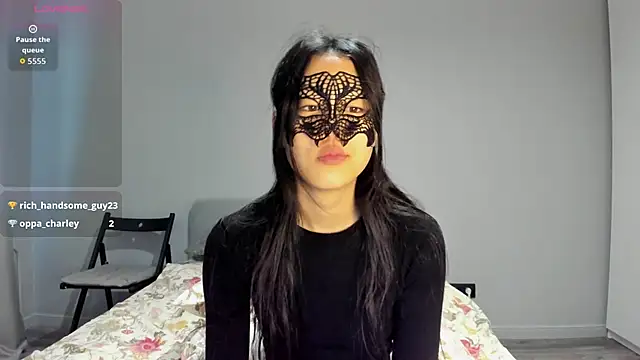 HelenBlazeTrt online show from June 1, 2026, 2:13 am