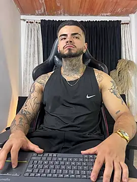 Benjii Carter1 online show from April 14, 2026, 2:06 am