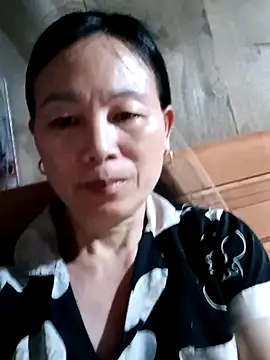 Kiss love2 online show from May 24, 2026, 3:55 am