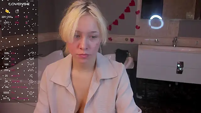 EmilyTrase online show from March 6, 2026, 1:24 am