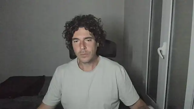 joaquin420 hot online show from April 15, 2026, 1:56 am