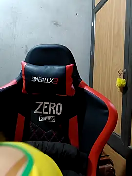 Snapshot of Aly_live chatting on February 19, 2026, 3:19 pm Aly live online show from February 19, 2026, 3:19 pm