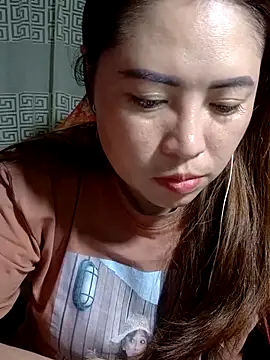 Snapshot of yun_2006 chatting on April 8, 2026, 4:18 pm yun 2006 online show from April 8, 2026, 4:18 pm