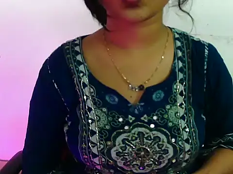 Snapshot of AnshikaBloom98 chatting on March 14, 2026, 6:24 pm AnshikaBloom98 online show from March 14, 2026, 6:24 pm