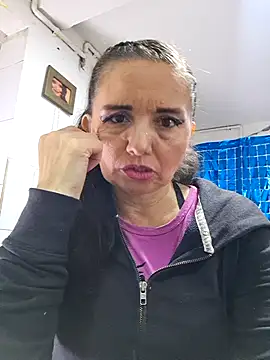 Snapshot of Alexamontiel_ chatting on February 24, 2026, 6:50 pm Alexamontiel online show from February 24, 2026, 6:50 pm