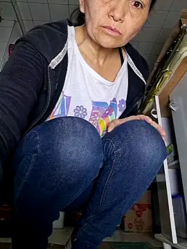 Snapshot of Alexamontiel_ chatting on February 26, 2026, 1:54 pm Alexamontiel online show from February 26, 2026, 1:54 pm