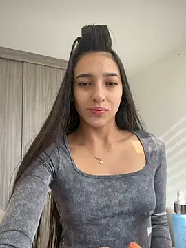 DannyCr 1 online show from February 11, 2026, 9:20 pm