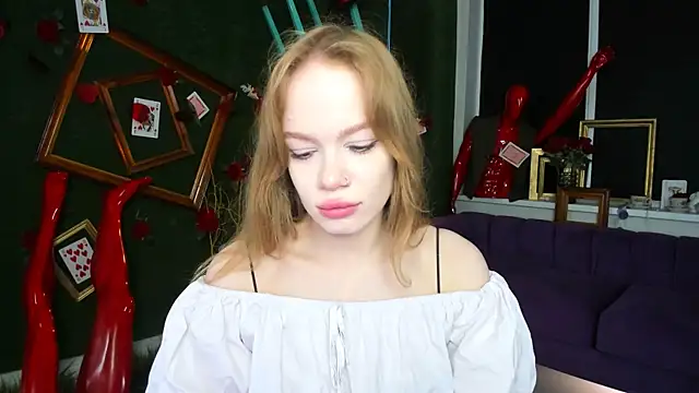 AmyNox online show from April 15, 2026, 5:14 am