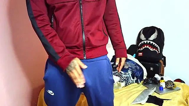 Bdarenth007 online show from February 24, 2026, 3:21 pm