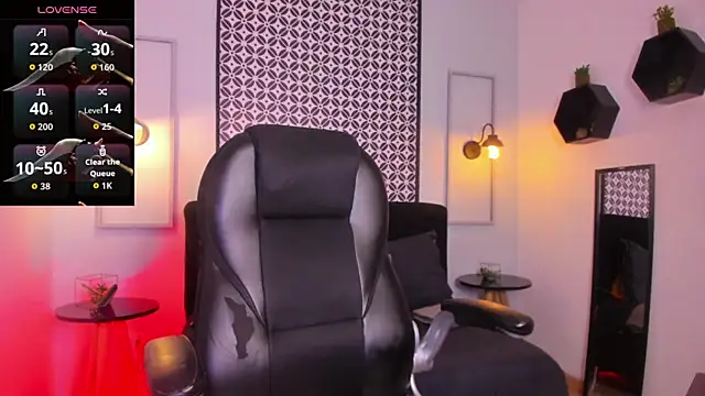 Snapshot of Lola_12_ chatting on February 16, 2026, 1:18 pm Lola 12 online show from February 16, 2026, 1:18 pm