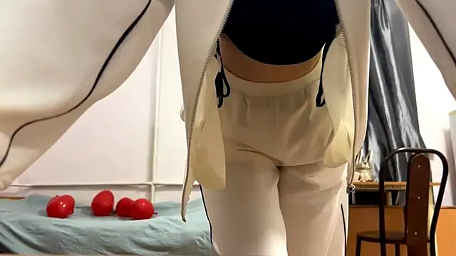 VickieKush online show from February 25, 2026, 3:10 pm