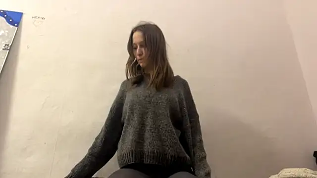 VickieKush online show from April 7, 2026, 4:18 pm