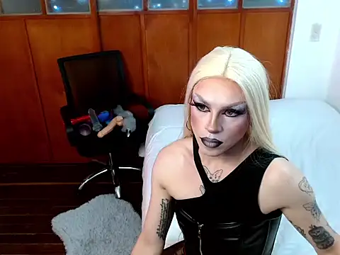 DanniHotBoy02 online show from February 13, 2026, 9:55 pm