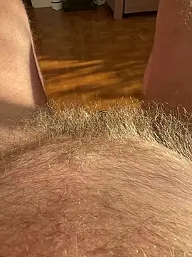 benoitxxx online show from April 17, 2026, 6:27 am