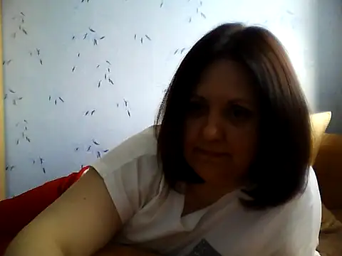 LockyCharm111 online show from May 15, 2026, 1:18 pm