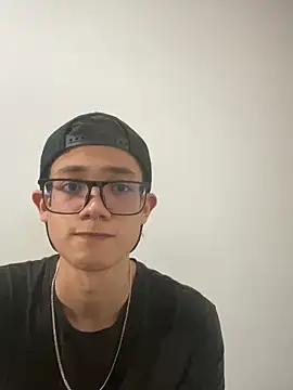 Santi Princex online show from March 18, 2026, 3:42 am