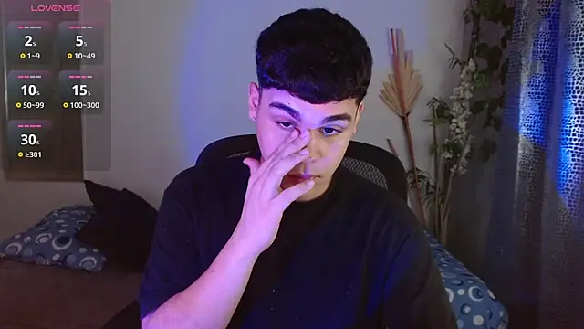 eithan jonnes online show from March 28, 2026, 9:36 pm