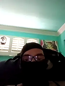 Snapshot of scott12347762 chatting on February 25, 2026, 9:24 pm scott12347762 online show from February 25, 2026, 9:24 pm