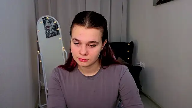 Snapshot of Monaswetty chatting on March 3, 2026, 5:24 am Monaswetty online show from March 3, 2026, 5:24 am