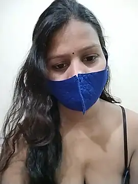 ankita077 online show from April 18, 2026, 11:05 pm