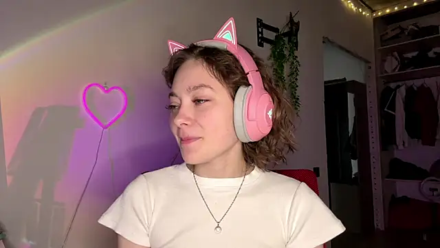 SlunkRear online show from April 17, 2026, 10:02 pm